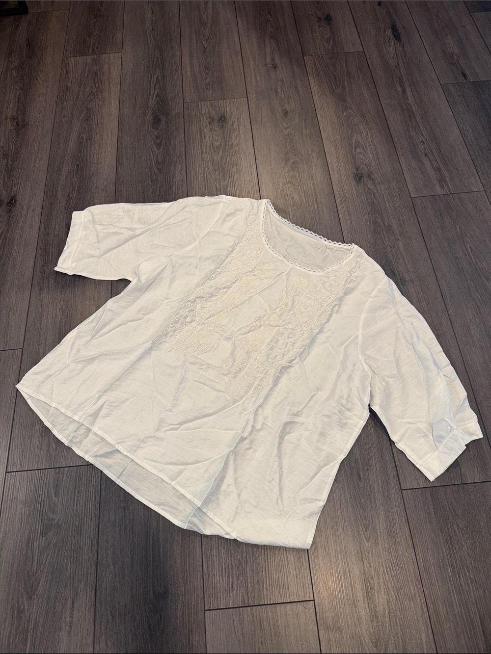 Realtix Women's White Embroidered Blouse XL Polyester Short Sleeve Round Neck